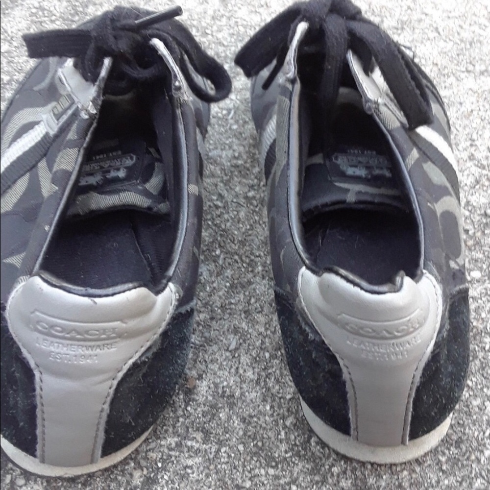 Coach shoes - Picture 3 of 4